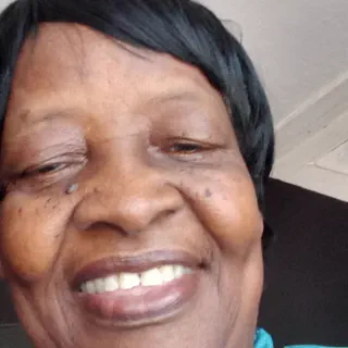 Mrs S Mbayiwa